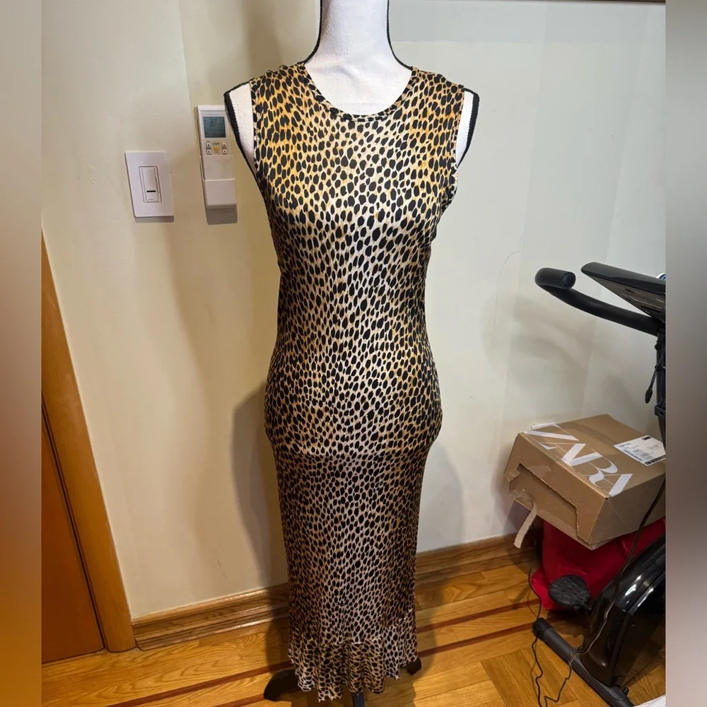 Dolce & Gabbana leopard print stretch pencil dress 46 USA Sz 10 - Picture 8 of 16